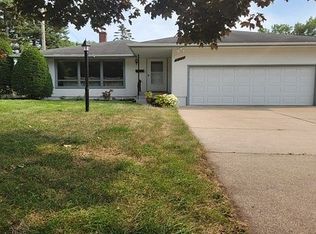 416 Emerson Ave W, West Saint Paul, MN 55118