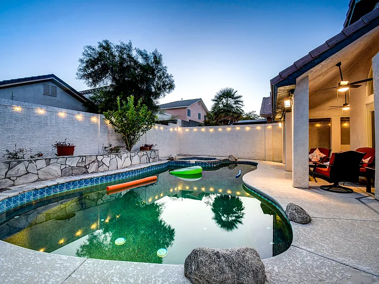 9657 Marble Peak Ct — Photo 52