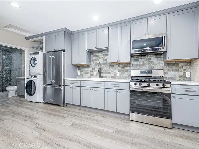 7936 Ventura Canyon Ave — Photo 2