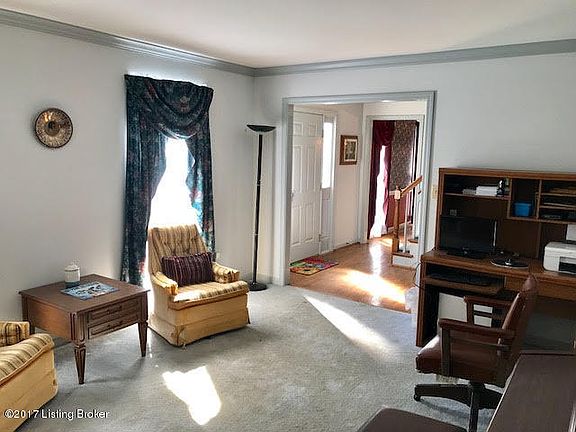 4th image of 5322 Cross Creek Dr