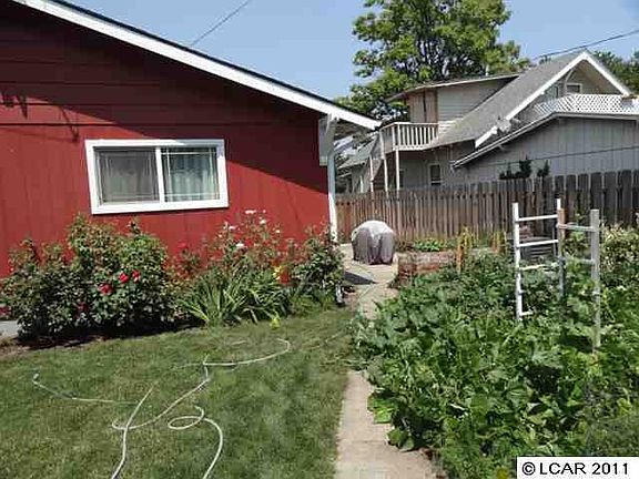 Automatic sprinklers for lawn, garden and flower beds