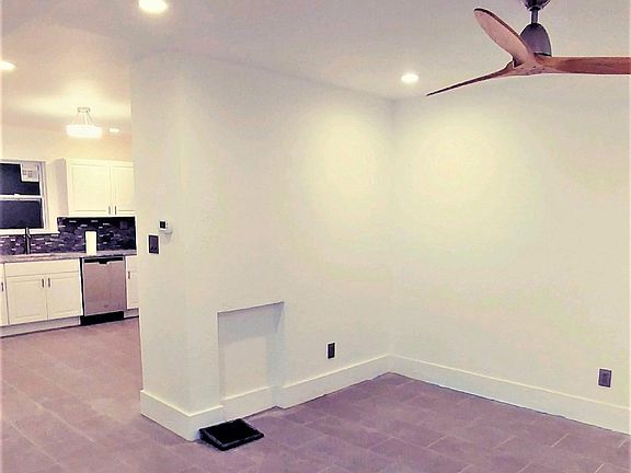 3rd image of 7 Marvin Pl Unit 1