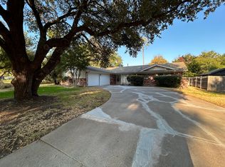 6025 Wormar Ave, Fort Worth, TX 76133