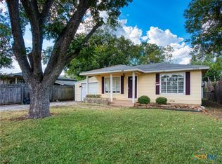 2452 Gruene Rd, New Braunfels, TX 78130