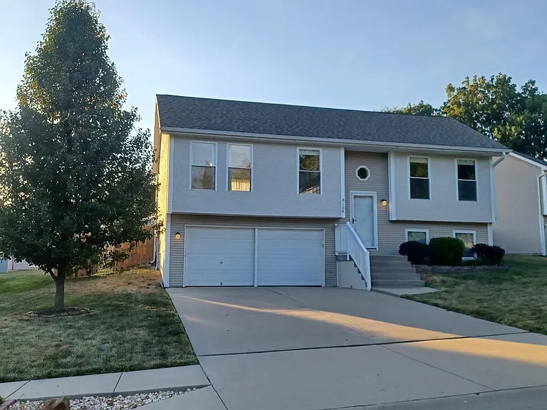 8108 NW 77th Ct — Photo 38