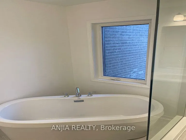 3039 John McKay Blvd — Photo 11