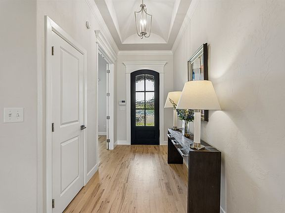 3rd image of 1734 W 115th Pl