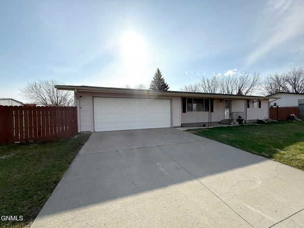 1505 4th Ave SW, Jamestown, ND 58401