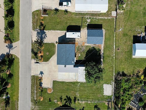 5th image of 5855 Cubles Dr