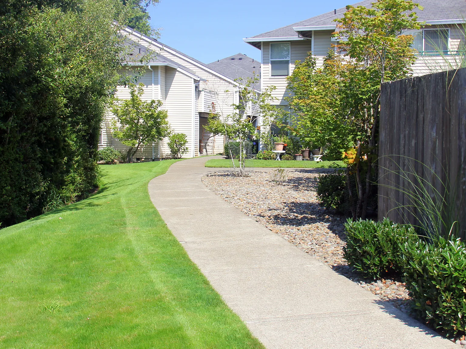 River Place — Photo 4