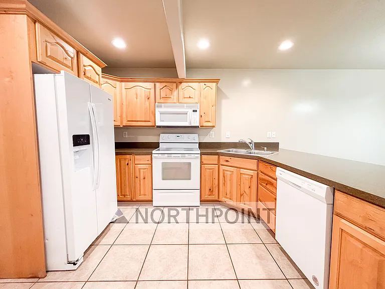 3117 W 450 N — Photo 11