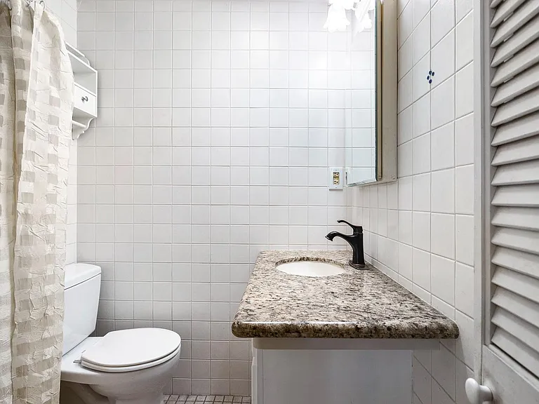 1511 E Almendra Dr — Photo 20