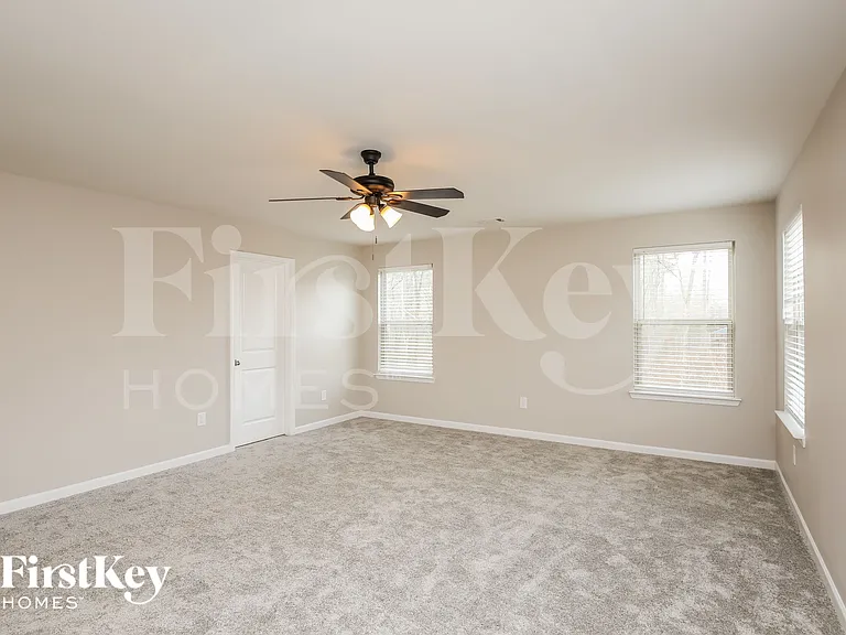 2476 Morgan Spring Ln — Photo 9