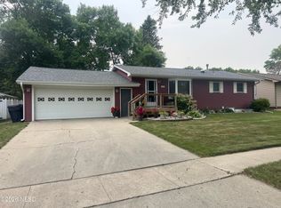 1313 N Broadway St, Watertown, SD 57201