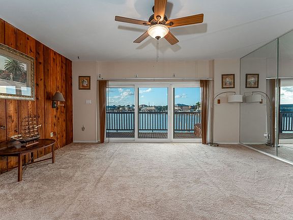 4th image of 226 W Houston St Unit 236
