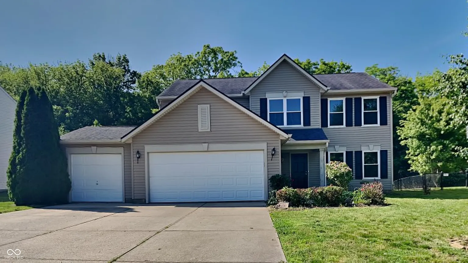10723 Young Lake Dr photo 1