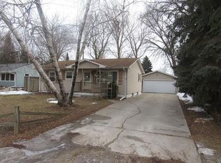 2433 Sunrise Rd, Racine, WI 53402