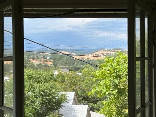 1274 Mark Twain Rd, Angels Camp, CA 95222