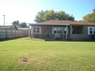 408 Sharon St, Tecumseh, OK 74873