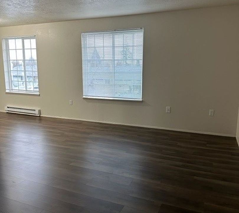 1st image of 3394-3412 30th Ave NE #3406-202