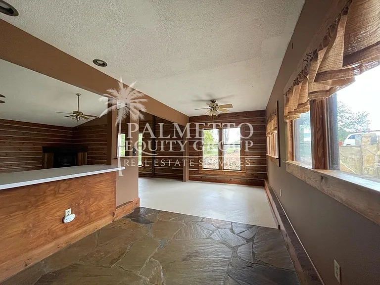 5258 Ferguson Rd — Photo 12