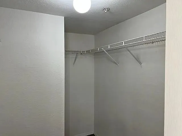 831 Camargo Way — Photo 20