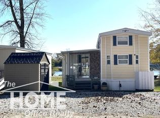 10001 E Goodall Rd #231, Durand, MI 48429