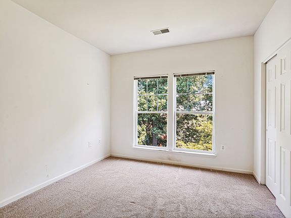 main level-bedroom 1-_dsc9212_06232023