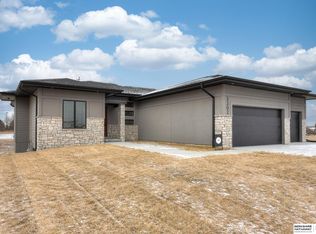 3302 S 212th St, Elkhorn, NE 68022
