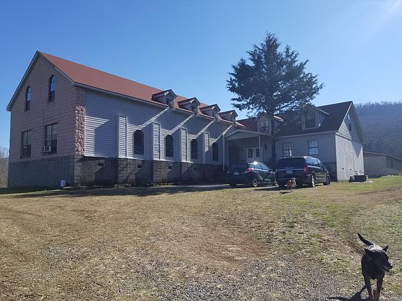 2nd image of 31 Willow Ln