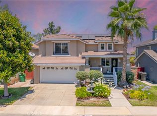 819 View Cir, Corona, CA 92881