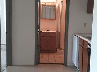 501 W Franklin Ave APT 201, Minneapolis, MN 55405