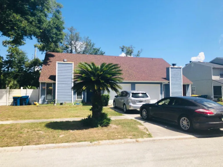11445 Fort Caroline Lakes Dr N — Photo 32