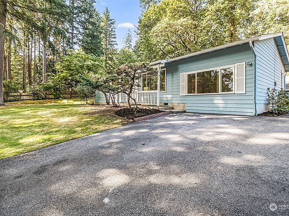 2nd image of 16823 174th Avenue NE