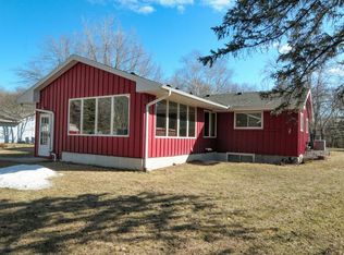 6180 24th St N, Oakdale, MN 55128