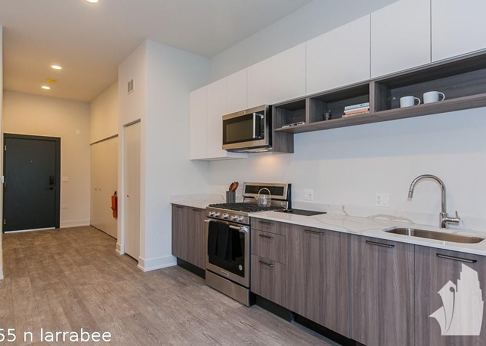 1st image of 855 N Larrabee St #1111