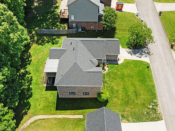 2nd image of 2124 Elm Grove Ln