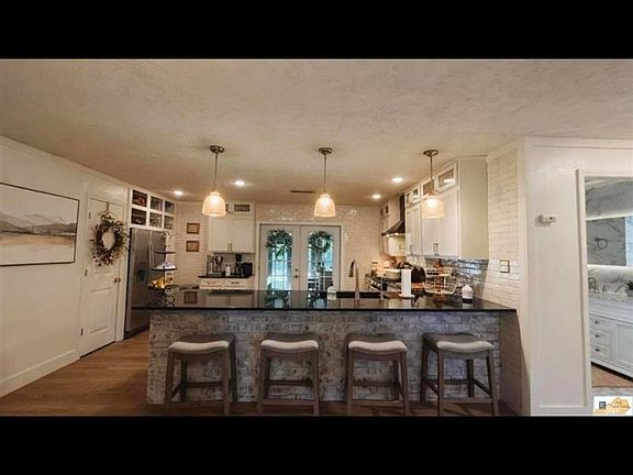 5th image of 15769-15825 Liberty Rd