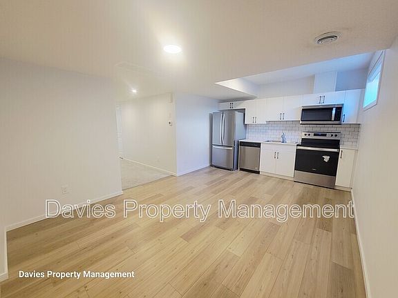 5th image of 9456 Colak Ln SW #Basement
