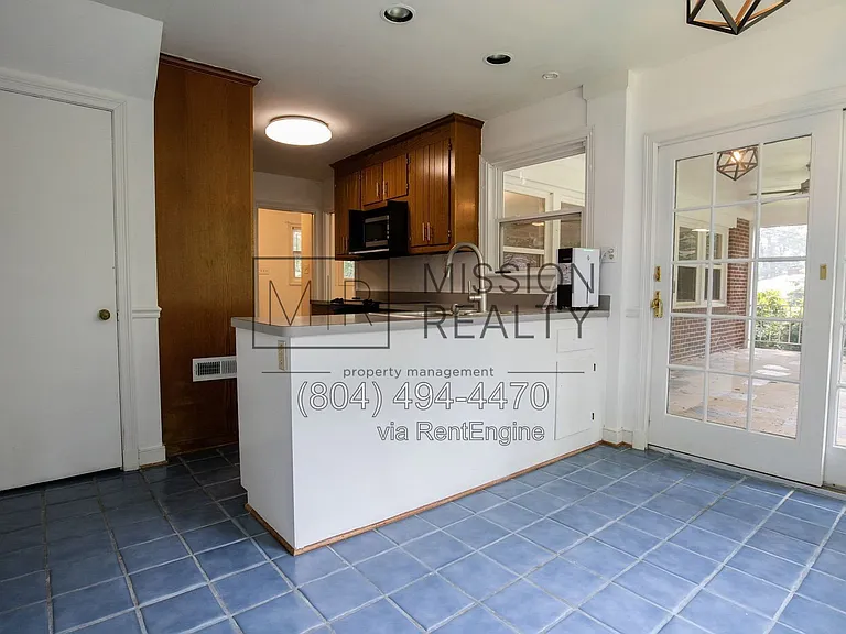 3916 Lake Hills Rd — Photo 9