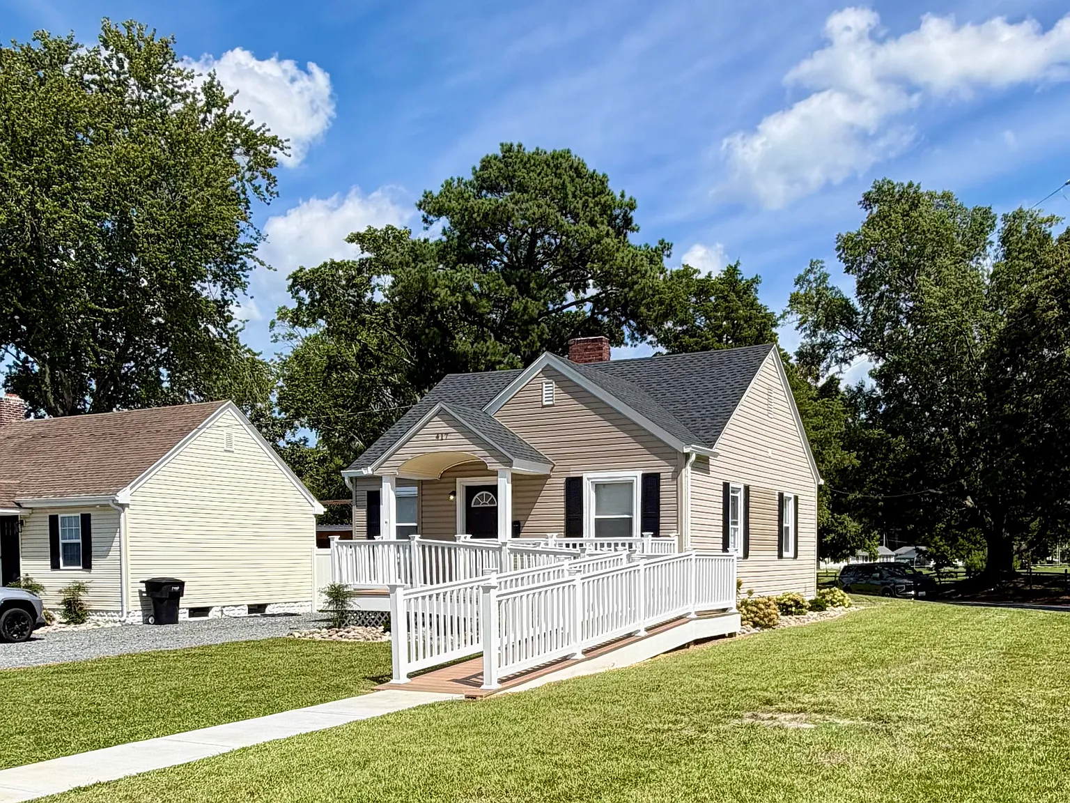 2 bed, 900 sqft, $1,500 — Photo 4