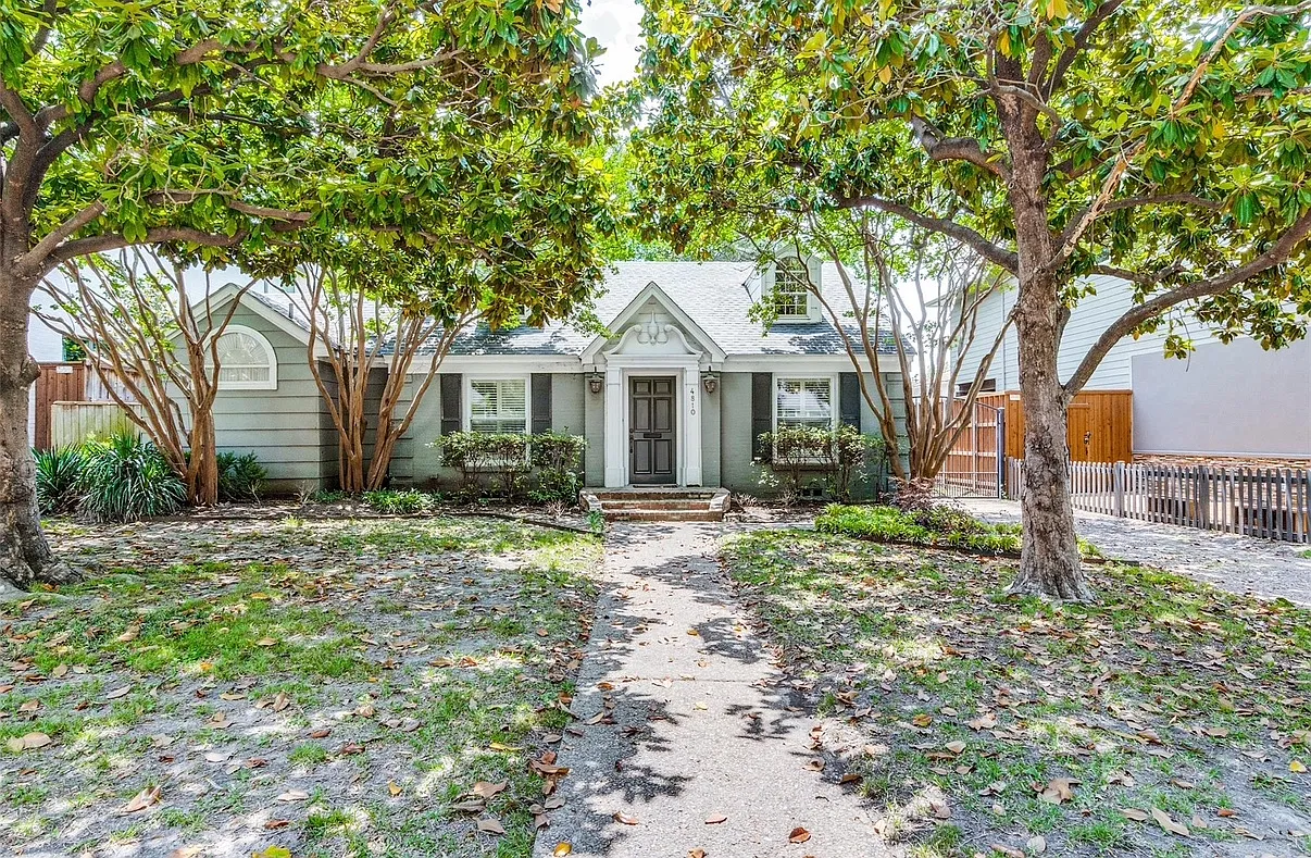 4810 Stanford Ave — Photo 1