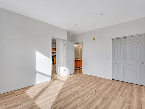 4th image of 18959 E Warren Dr Unit 207