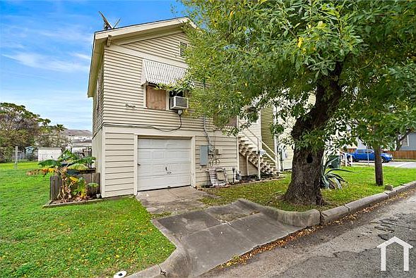 1st image of 1218 35th St