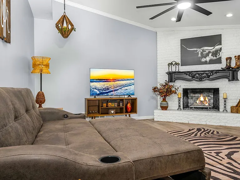 3330 Timberview Rd — Photo 38