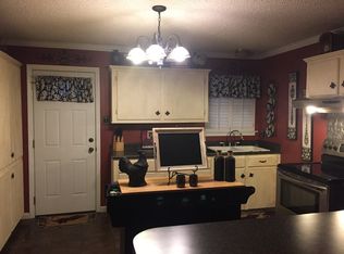 224 Twin Oaks Dr, Raceland, LA 70394