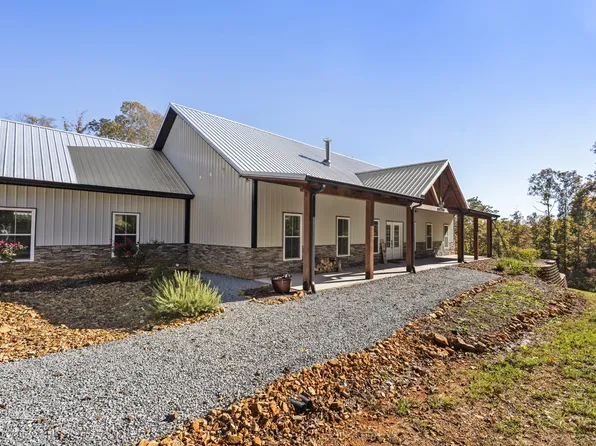 594 Highway 100, Centerville, TN 37033