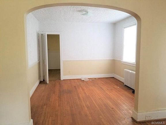 3rd image of 3601 Delaware Ave