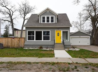 3004 Sanford St, Muskegon Heights, MI