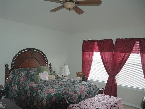 2nd image of 2318 Tropical Wind Dr